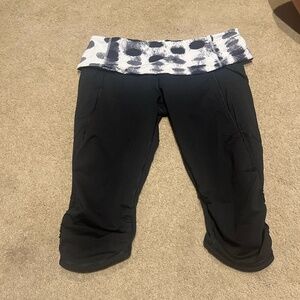 Lululemon leggings, capris, size 12, red, white